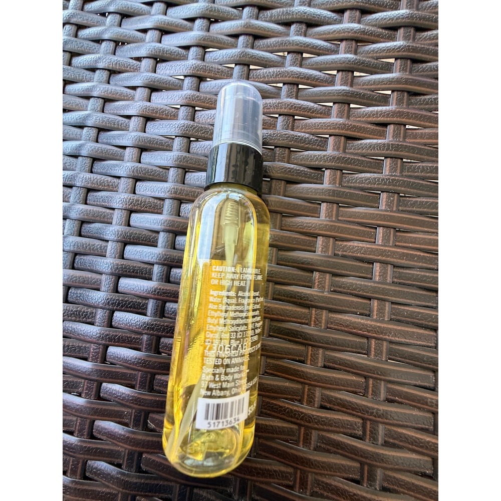 Bath & Body Works Japanese Cherry Blossom Body Splash Pleasures 2oz Travel Size